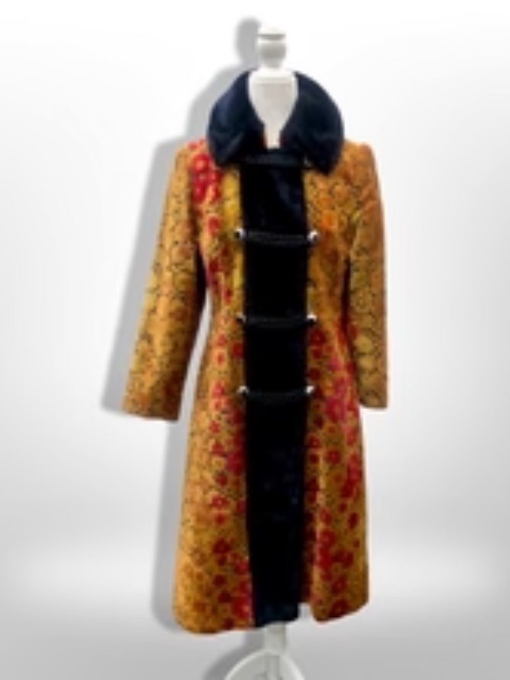 60s 70s Vintage Gold And Red Floral Carpet Tapestry Coat Velvet Sherpa